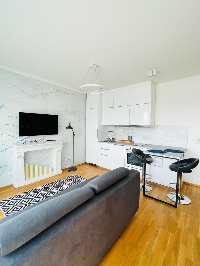 White Pearl Studio With Parking In Holesovice ปราก ภายนอก รูปภาพ